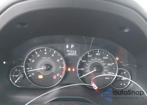 2011 Subaru Outback 2.5I Limited из США, поврежденный, VIN 4S4BRBKC2B3367321